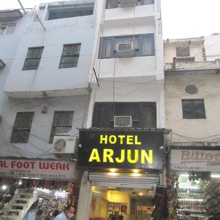 Hotel Arjun Neu-Delhi Exterior foto