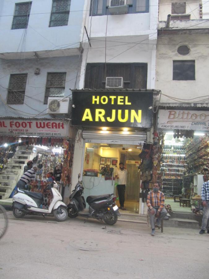 Hotel Arjun Neu-Delhi Exterior foto