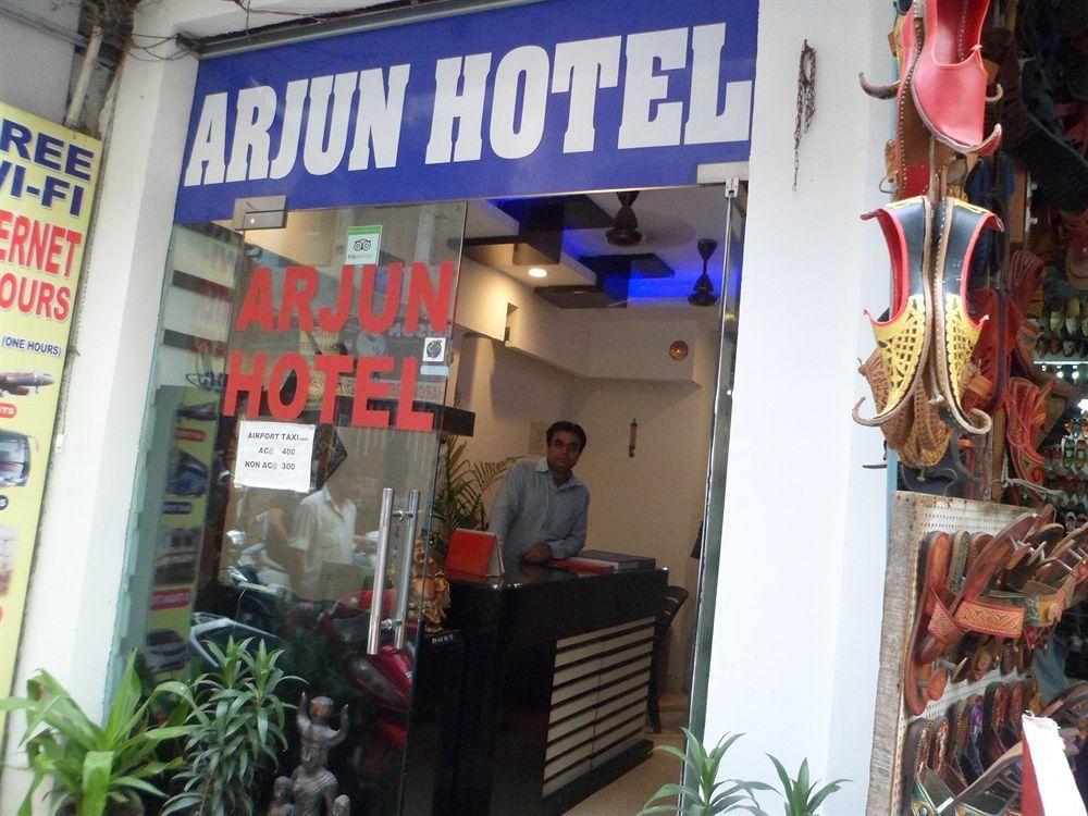 Hotel Arjun Neu-Delhi Exterior foto