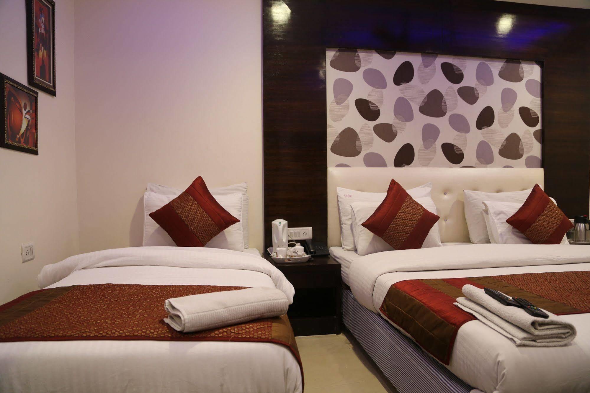 Hotel Arjun Neu-Delhi Exterior foto